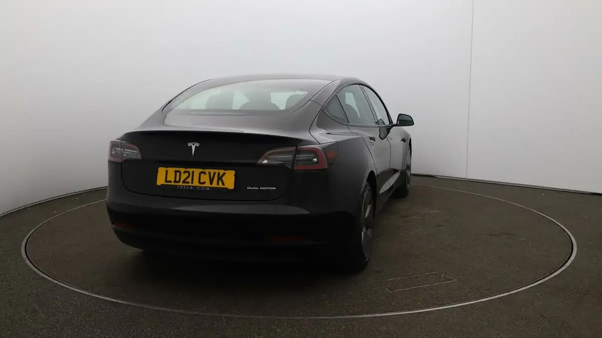 2021-tesla-model-3-e-long-range-4x4-big-48
