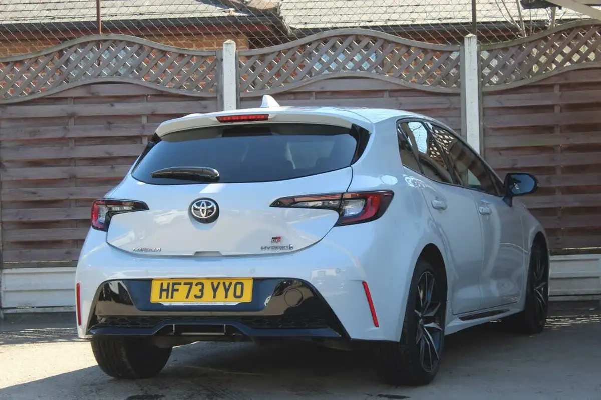 2023-toyota-corolla-18-vvt-i-gr-sport-138bhp-hatchback-big-9