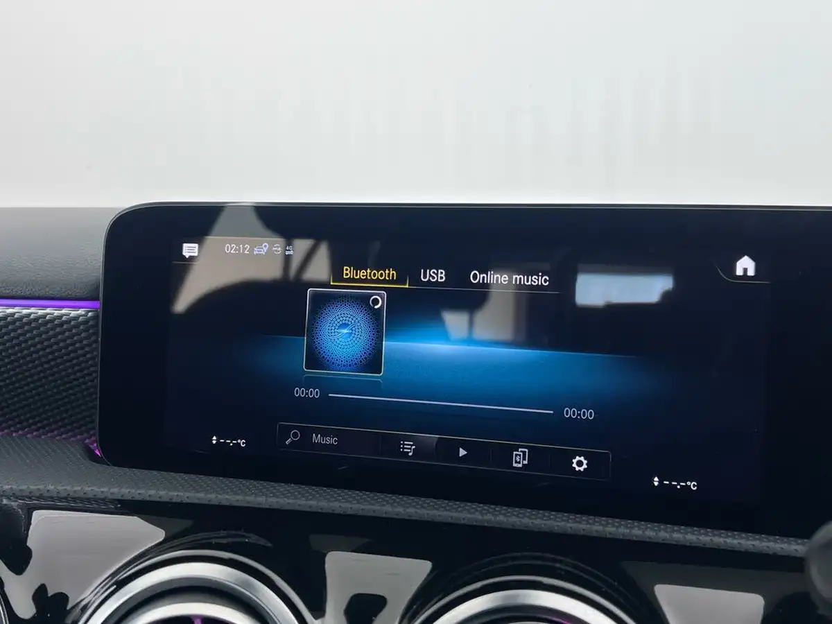 2019-mercedes-benz-a-class-15d-a180d-sport-premium-hatchback-5d-7g-dct-big-28
