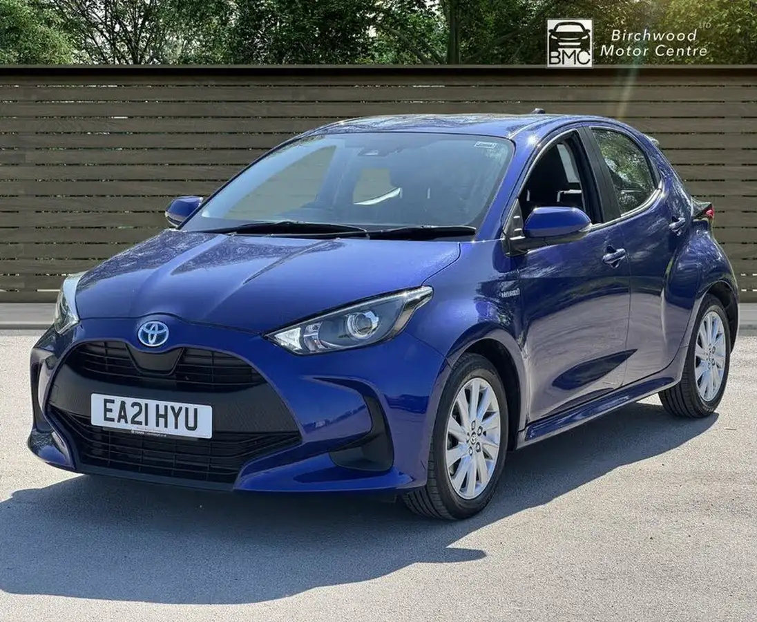 2021-toyota-yaris-15-vvt-i-icon-114bhp-hybrid-1490cc-e-cvt-big-2