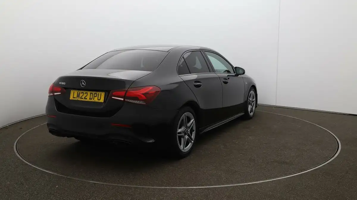 2022-mercedes-benz-a-class-13-a180-amg-line-executive-edition-saloon-4d-7g-dct-big-47