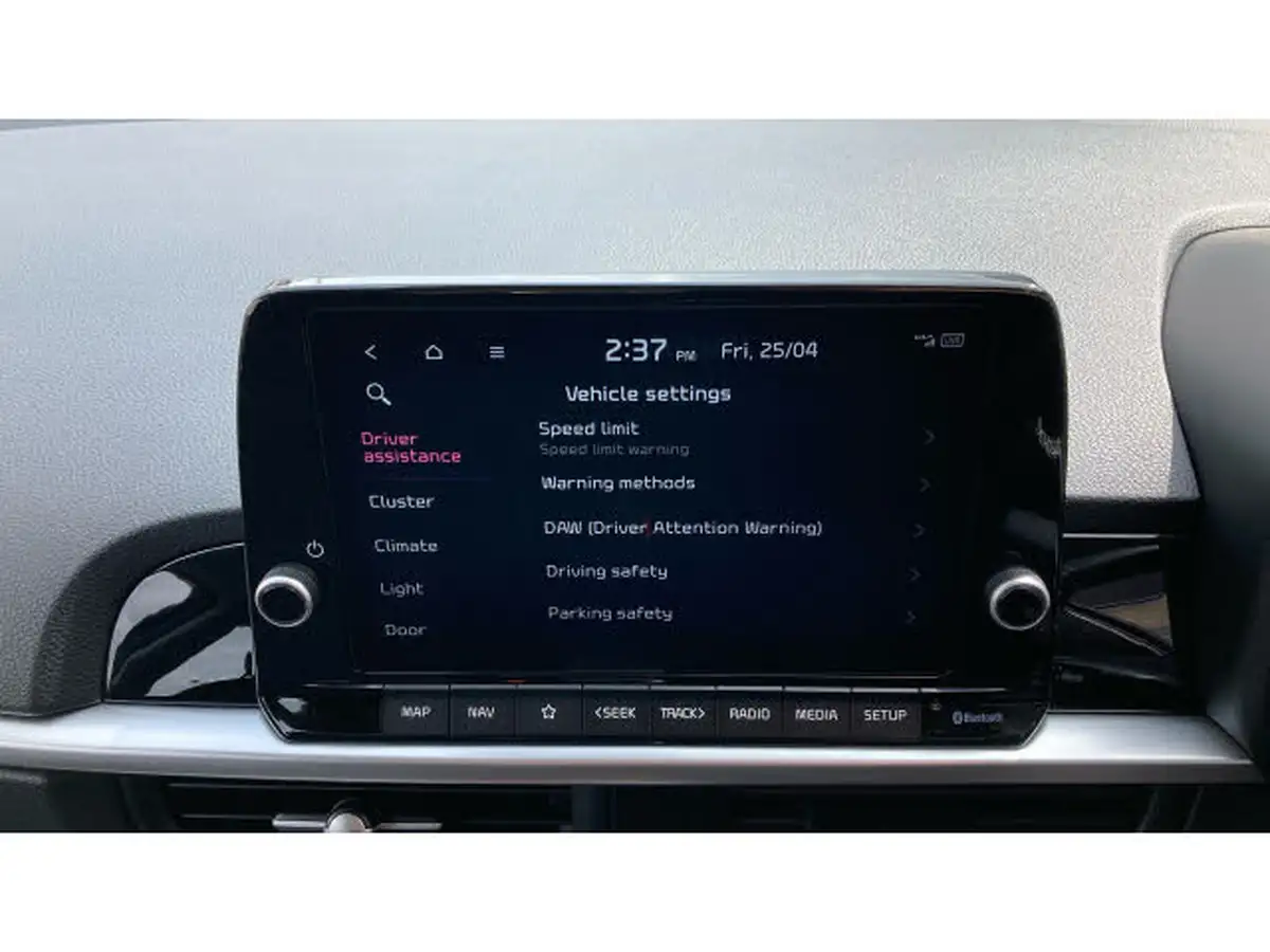 2024-kia-picanto-10-2-big-28