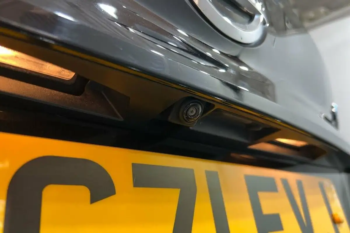 2022-nissan-leaf-e-acenta-big-15