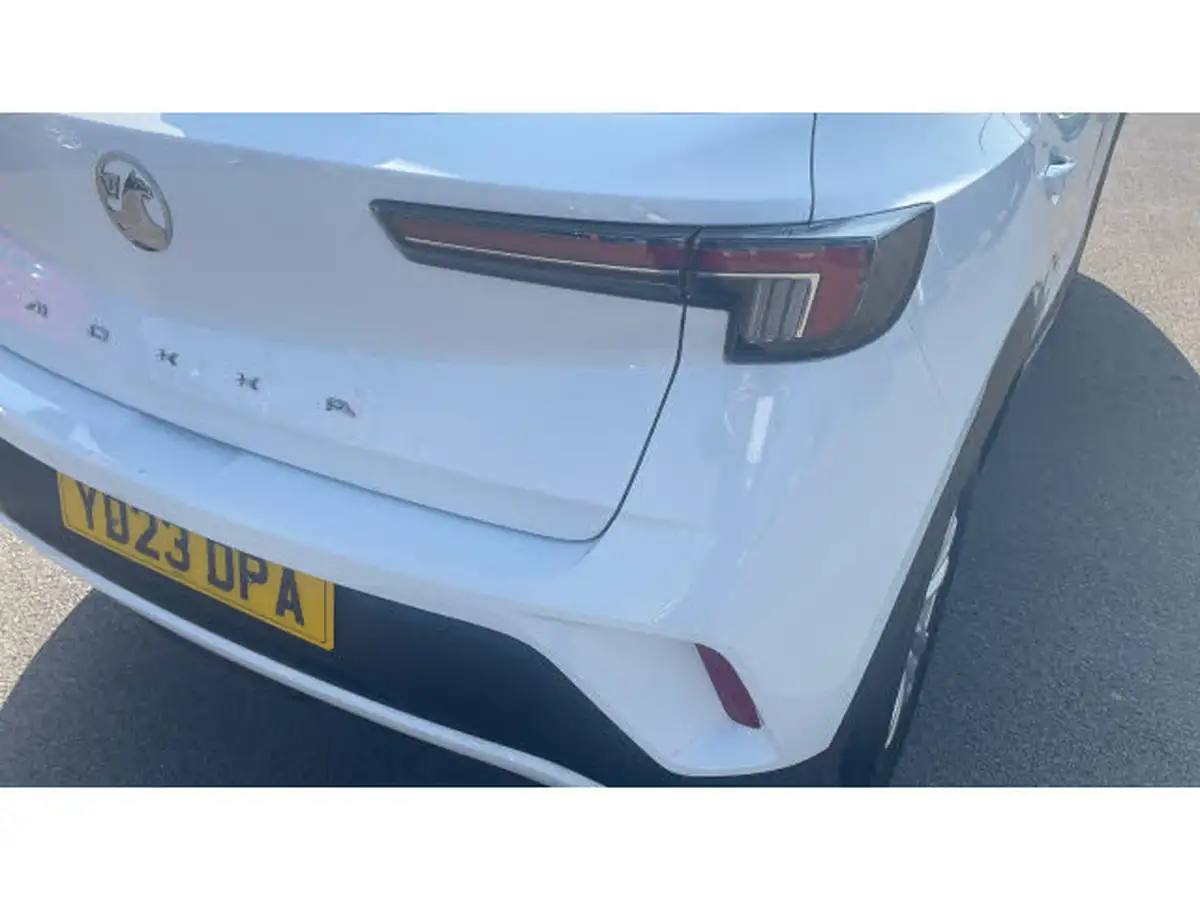 2023-vauxhall-mokka-12-design-136ps-big-49