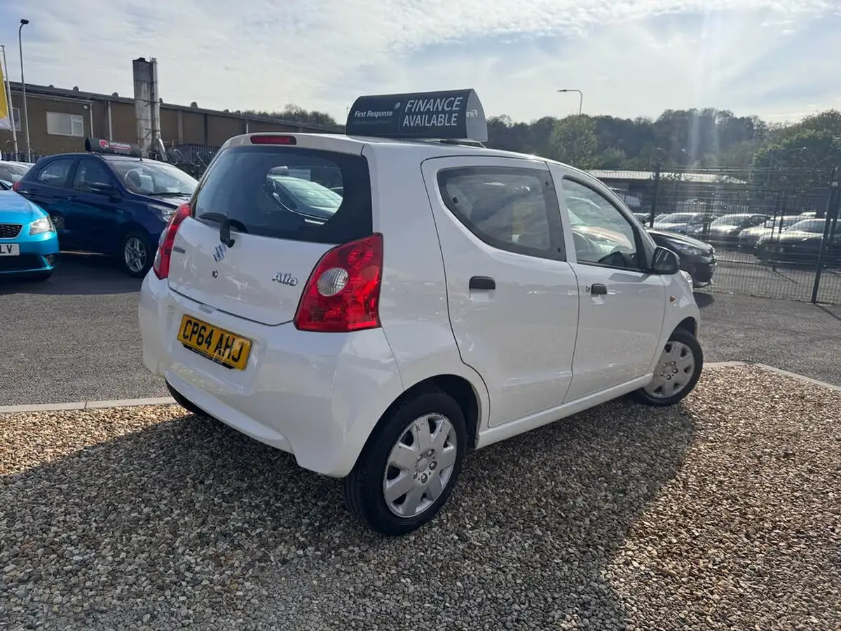 2014-suzuki-alto-10-sz-big-3