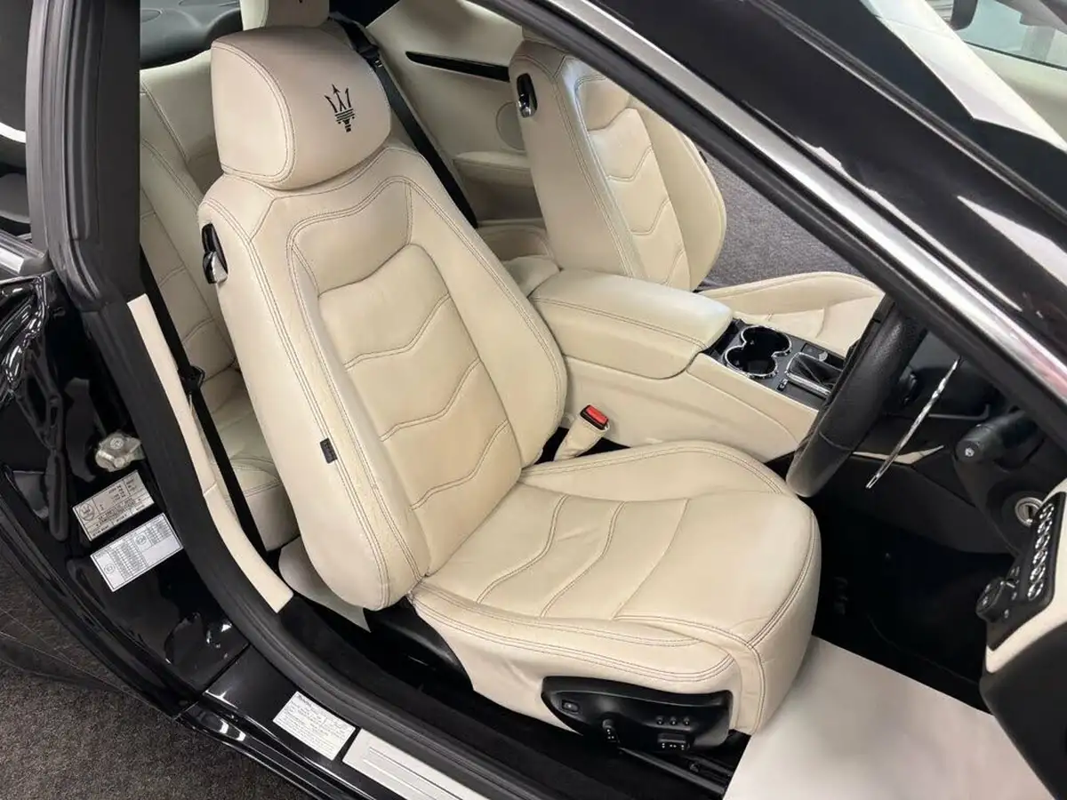 2016-maserati-granturismo-42-big-41