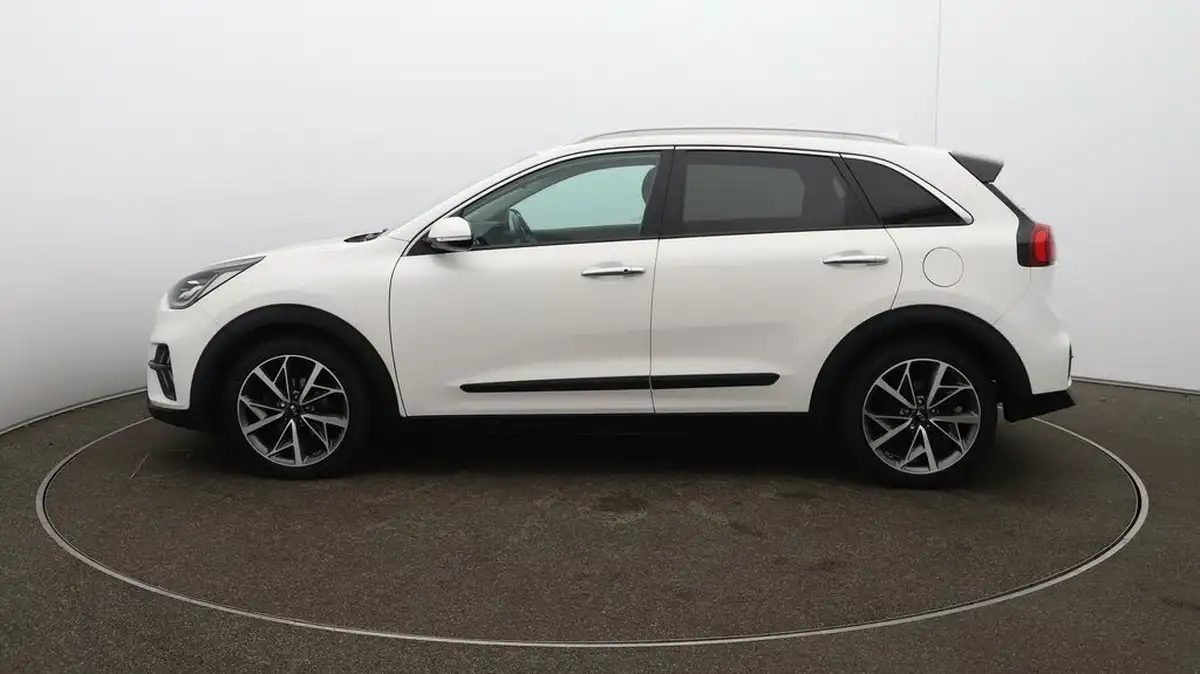 2021-kia-niro-16-gdi-4-156kwh-big-58