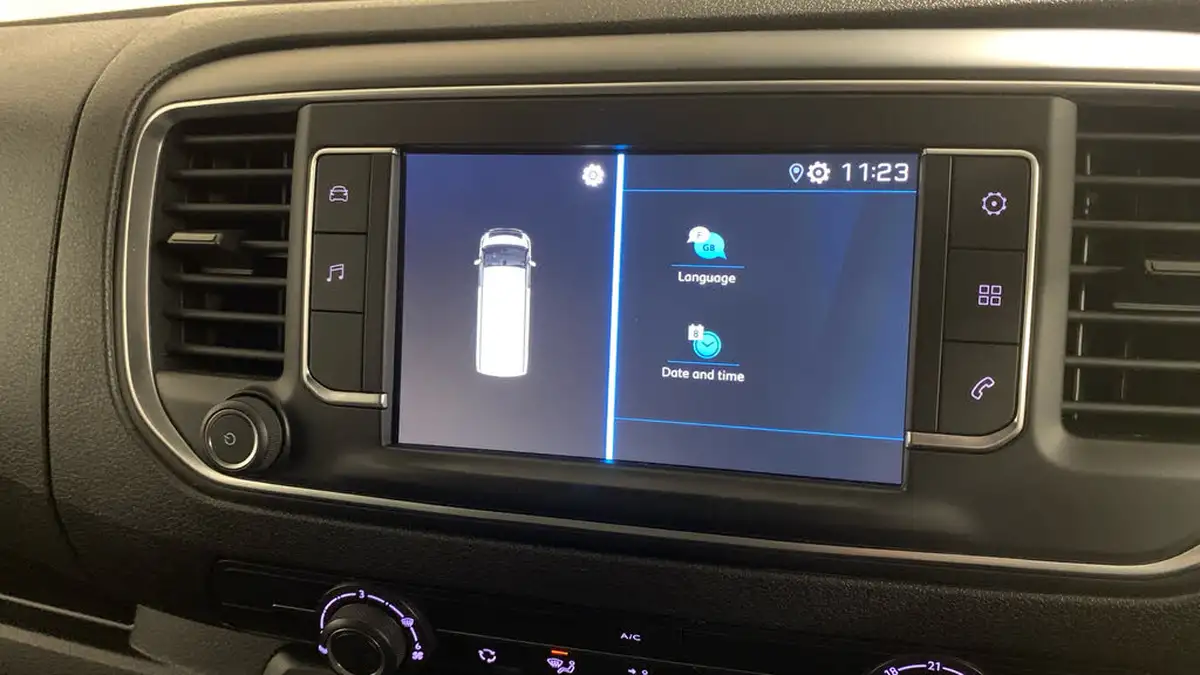2023-peugeot-expert-20-bluehdi-professional-premium-long-1400-big-28