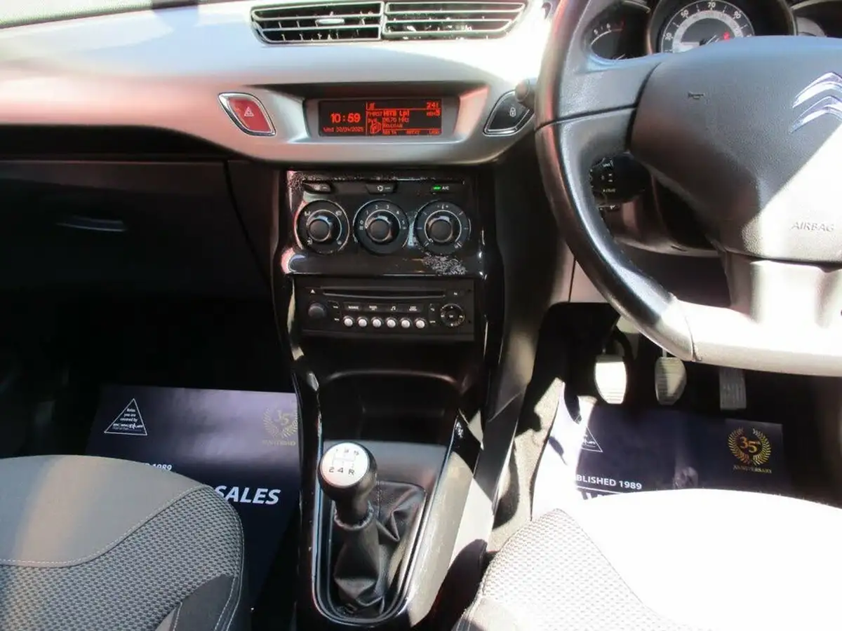2014-citroen-c3-10-vtr-puretech-big-6
