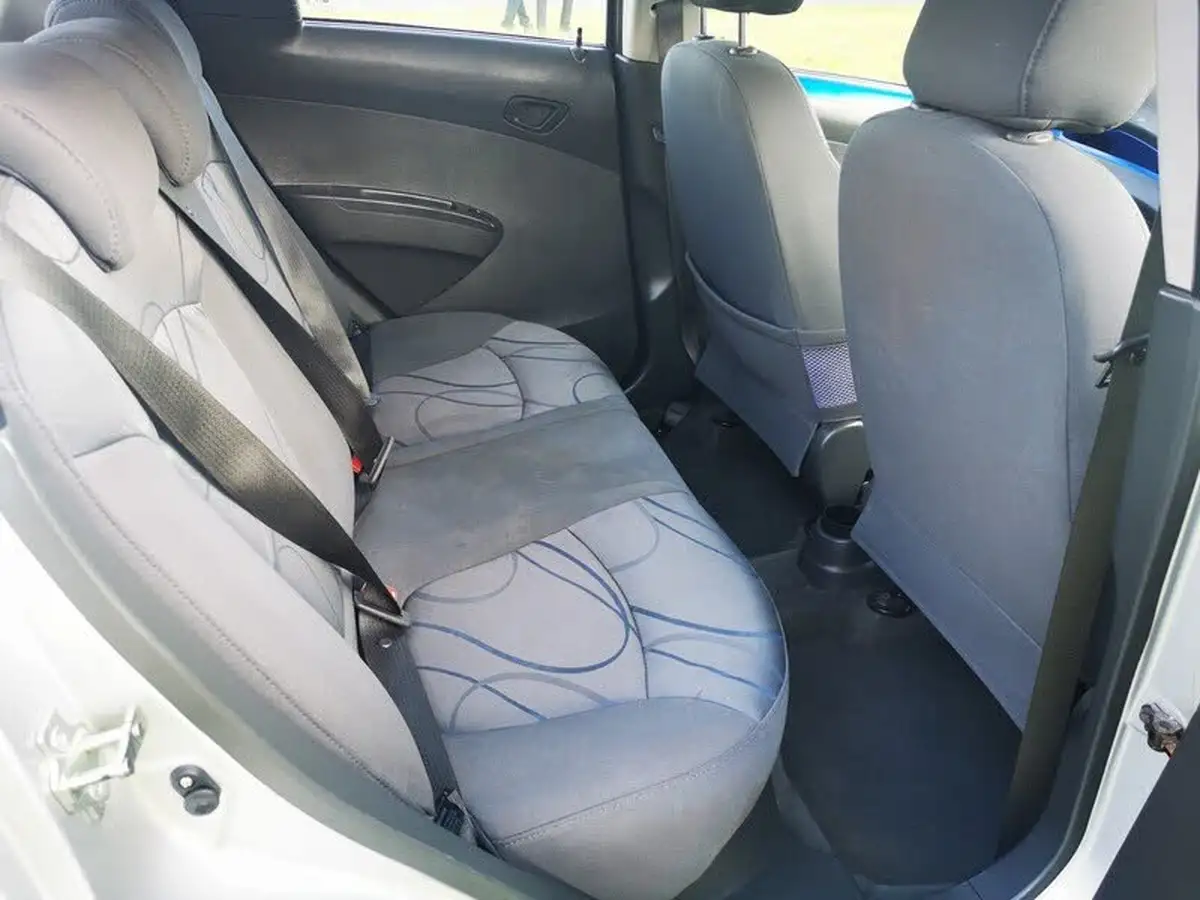 2010-chevrolet-spark-12-lt-big-16