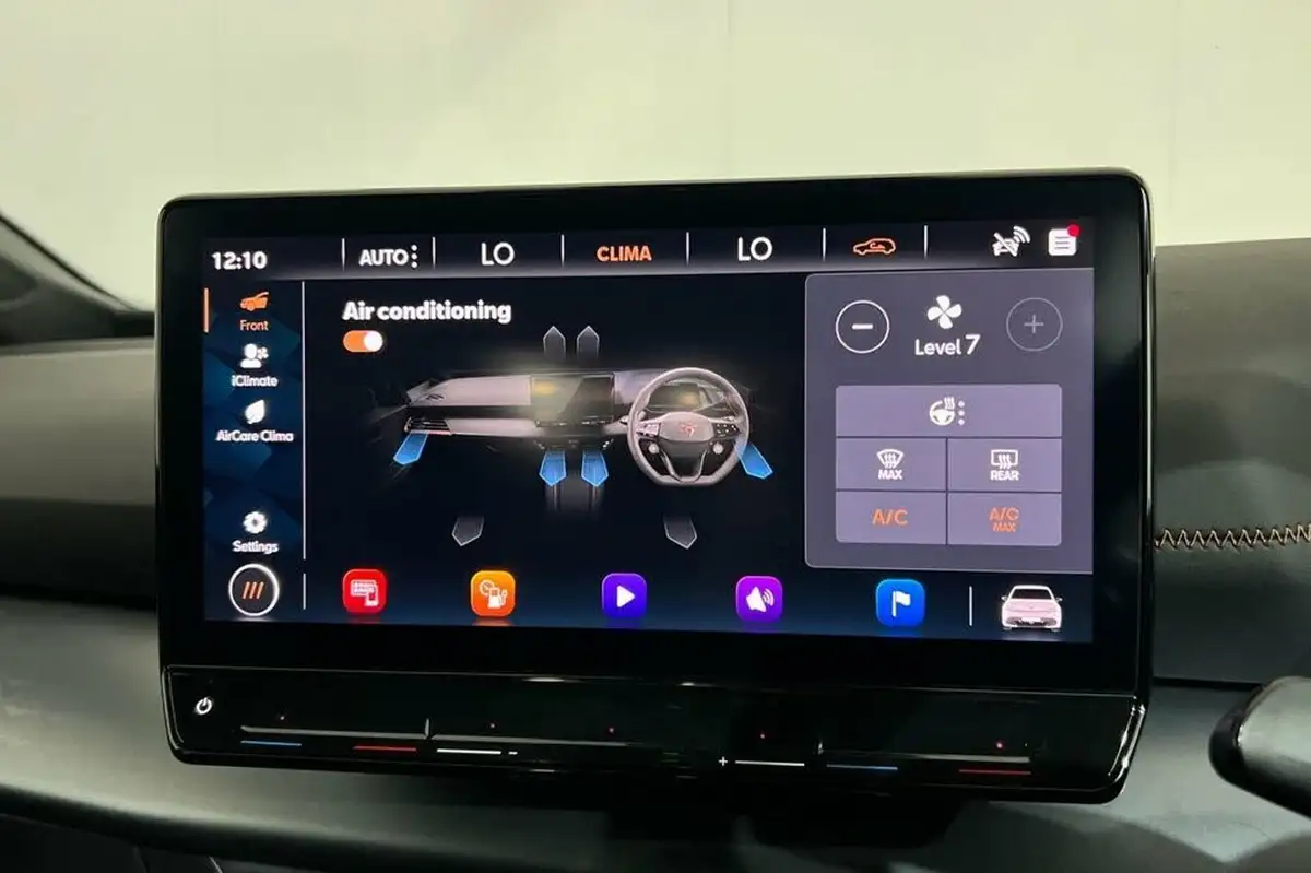 2022-cupra-born-e-v1-big-16