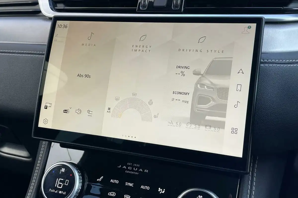 2023-jaguar-f-pace-20-d200-r-dynamic-se-black-big-52