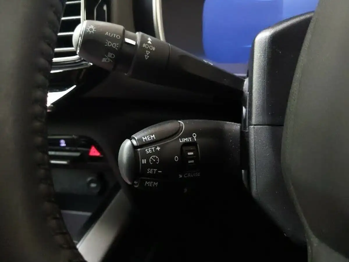 2022-citroen-c5-aircross-12-puretech-shine-ss-big-15