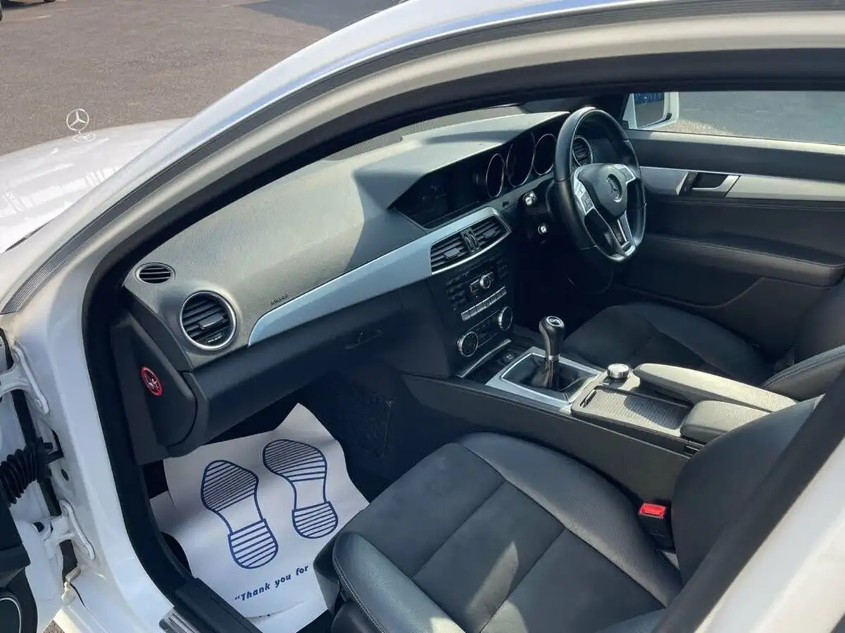 2014-mercedes-benz-c-class-21cdi-c220-cdi-amg-sport-edition-premium-plus-cdi-estate-5d-big-23