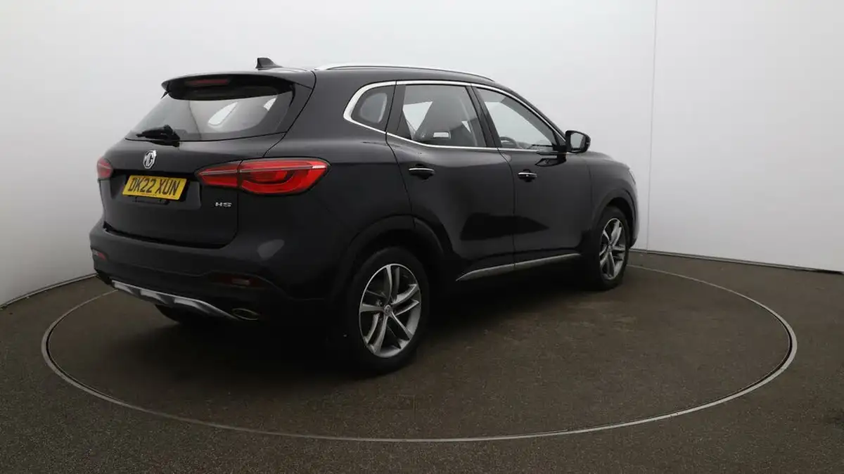 2022-mg-hs-15t-gdi-exclusive-162ps-big-7