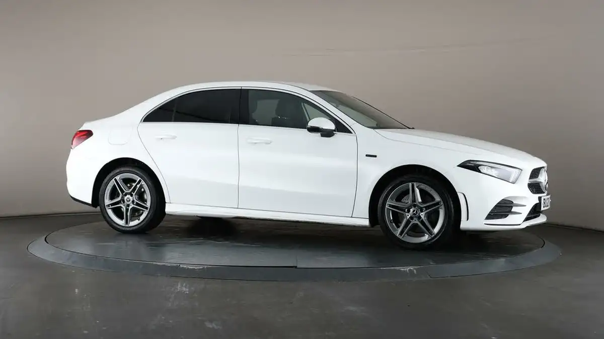 2021-mercedes-benz-a-class-13-a250e-amg-line-saloon-4d-big-52