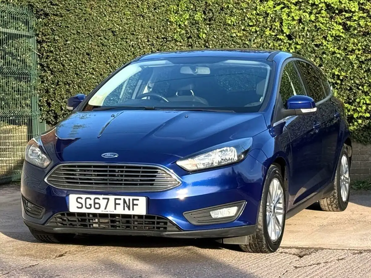 2017-ford-focus-15tdci-zetec-95ps-hatchback-big-19