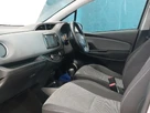2015-toyota-yaris-15-vvt-i-sport-hybrid-small-4