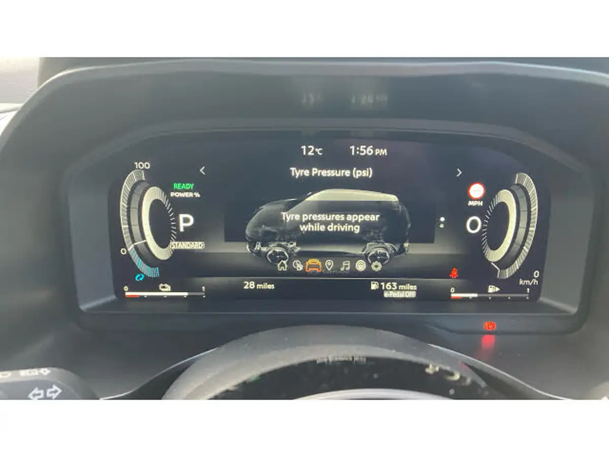 2024-nissan-qashqai-15-n-connecta-glass-roof-pack-big-26