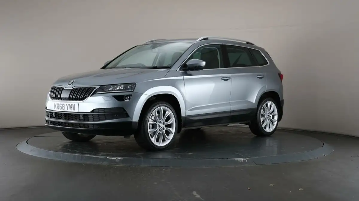 2018-skoda-karoq-20tdi-edition-big-36