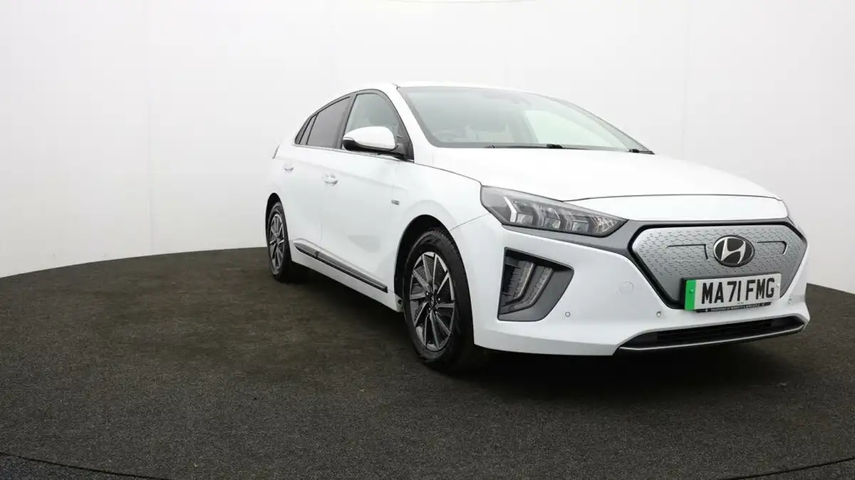2021-hyundai-ioniq-e-premium-se-electric-100kw-big-47