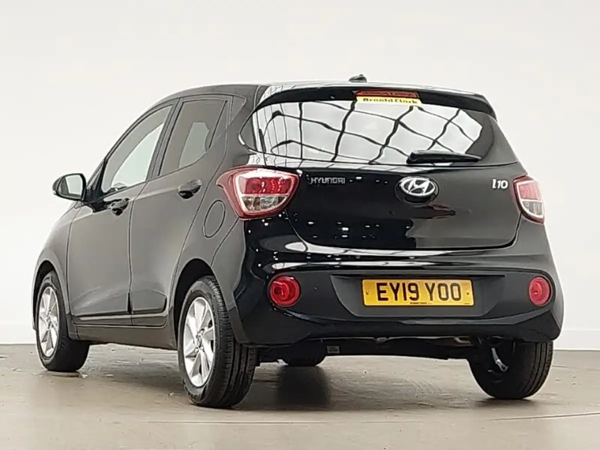 2019-hyundai-i10-10-premium-67ps-big-1