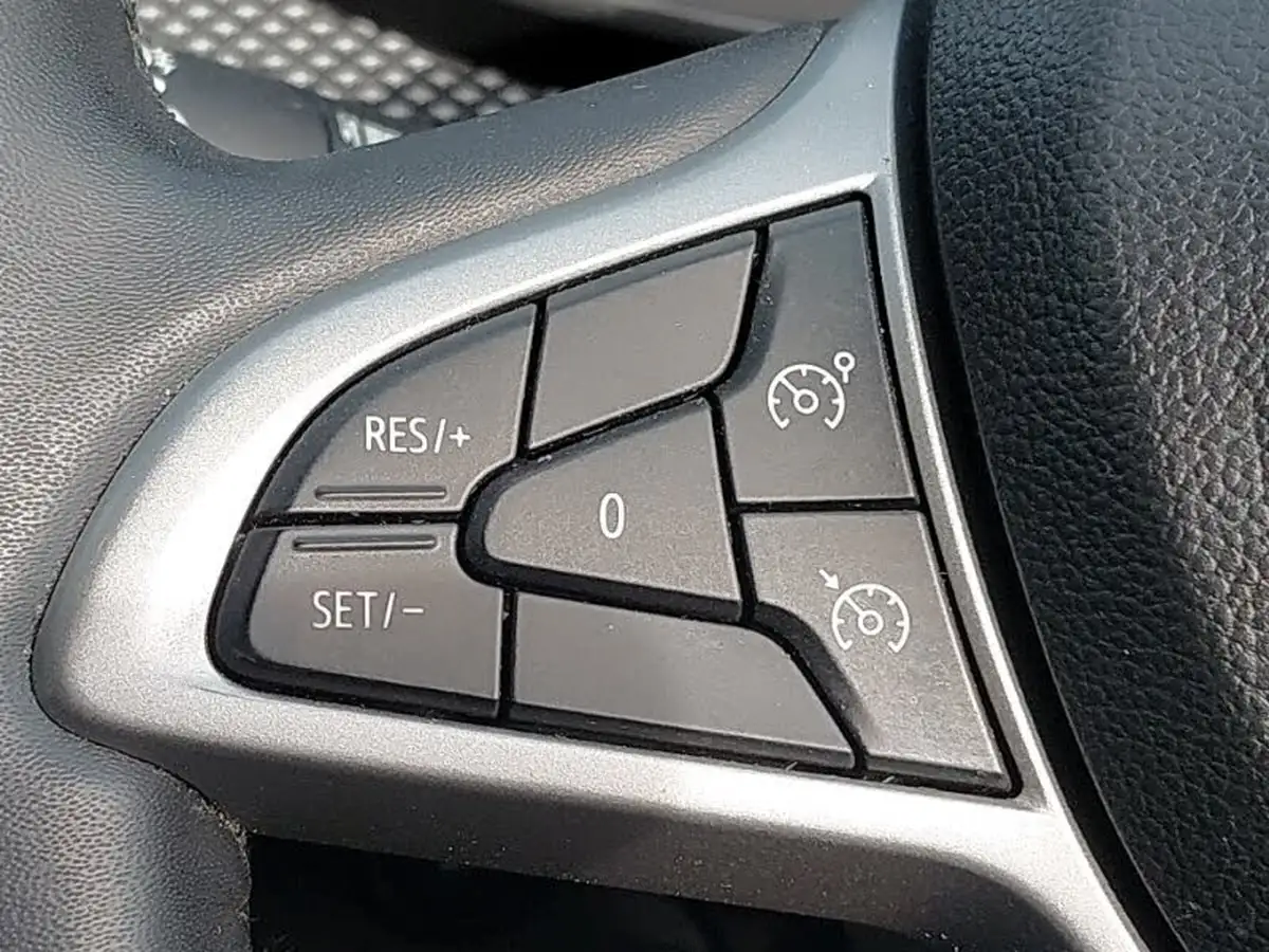 2023-dacia-sandero-10-tce-expression-90bhp-big-17