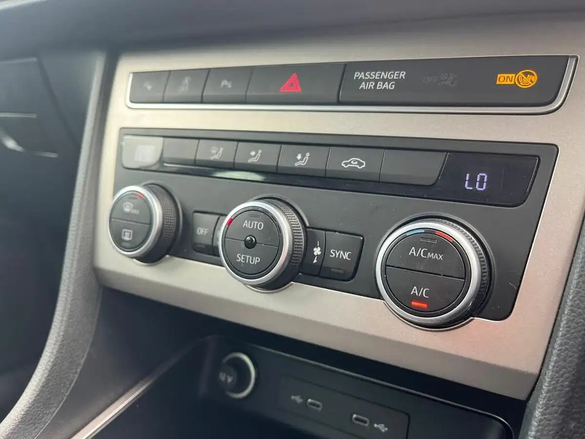 2022-seat-ateca-15-tsi-evo-xperience-big-15