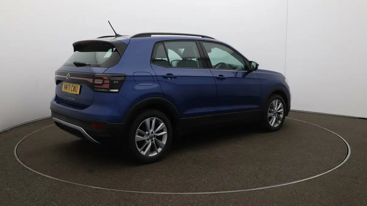 2021-volkswagen-t-cross-big-45