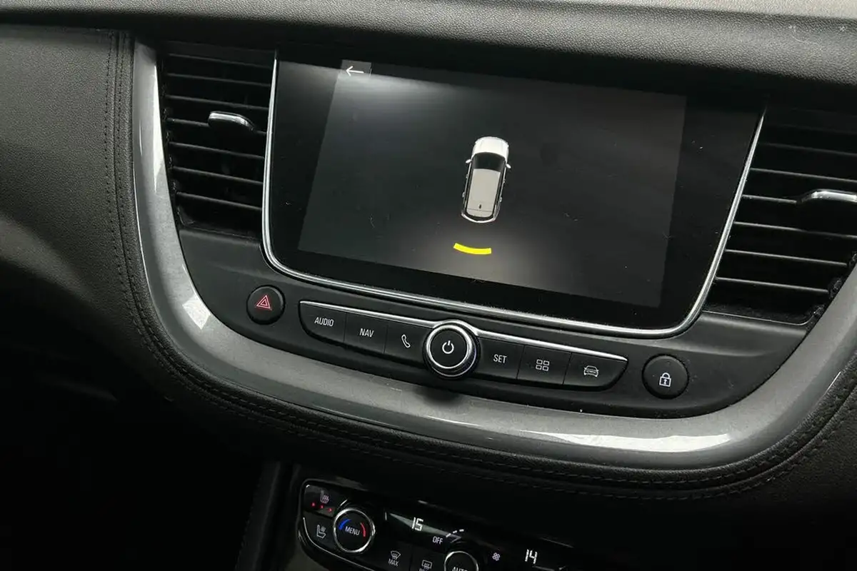 2019-vauxhall-grandland-x-12-elite-nav-big-22