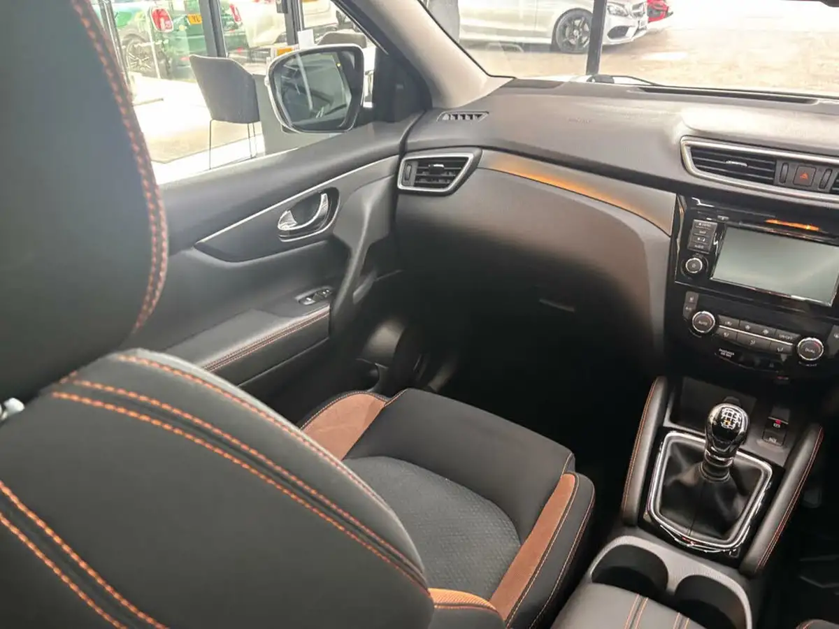 2019-nissan-qashqai-13-dig-t-n-motion-160ps-big-38