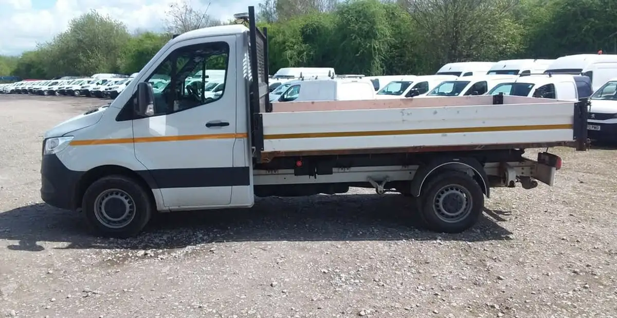 2021-mercedes-benz-sprinter-20cdi-315-l2h1-progressive-150pseu6dt-chassis-cab-rwd-big-5