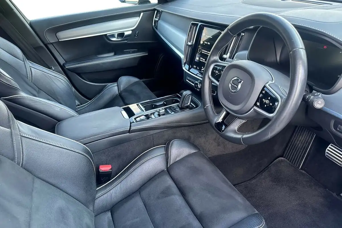 2020-volvo-v90-20-t6-r-design-big-9