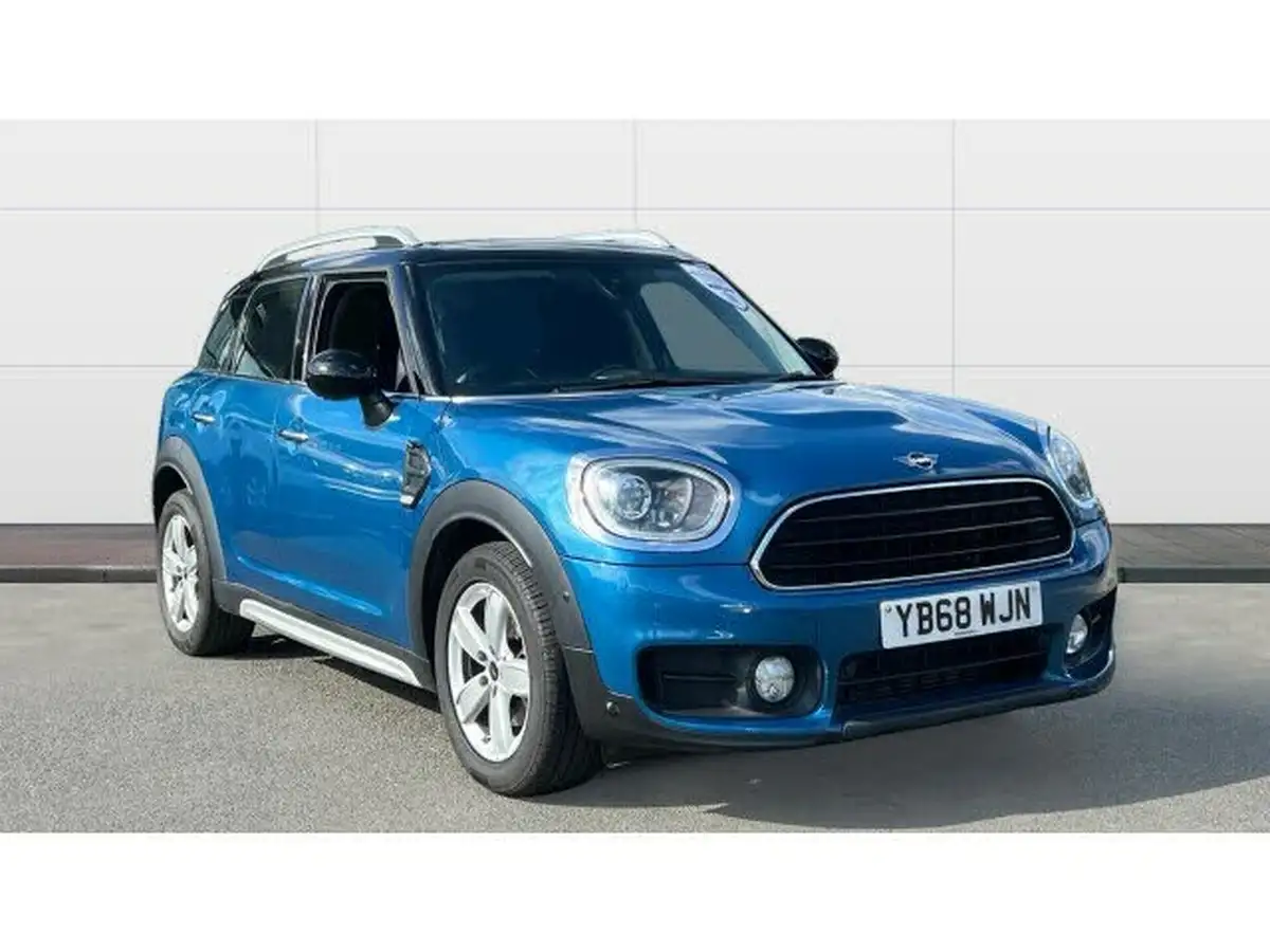 2018-mini-countryman-15-cooper-classic-ss-auto-big-0