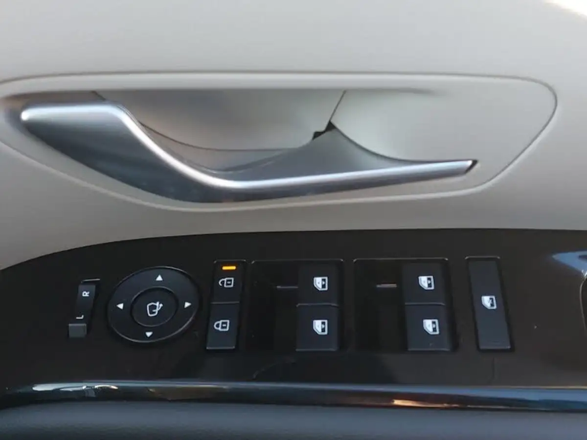 2024-hyundai-tucson-16-t-gdi-ultimate-252ps-phev-auto-big-11