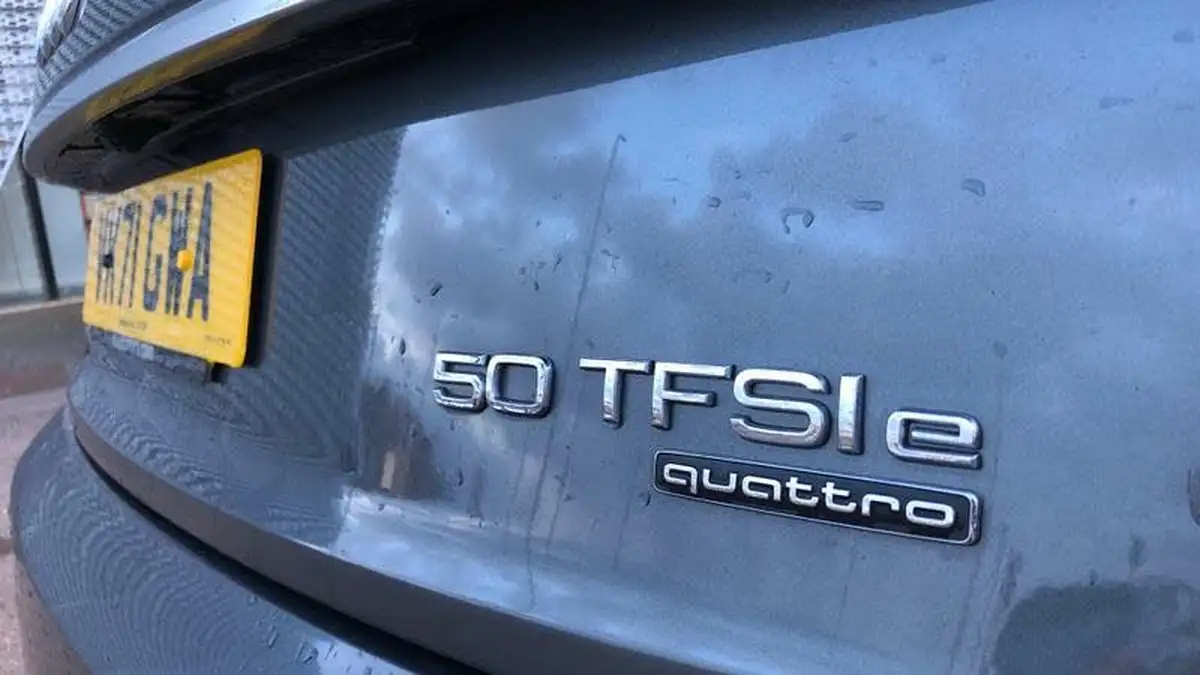 2021-audi-q5-20-50-tfsi-e-s-line-station-wagon-big-47