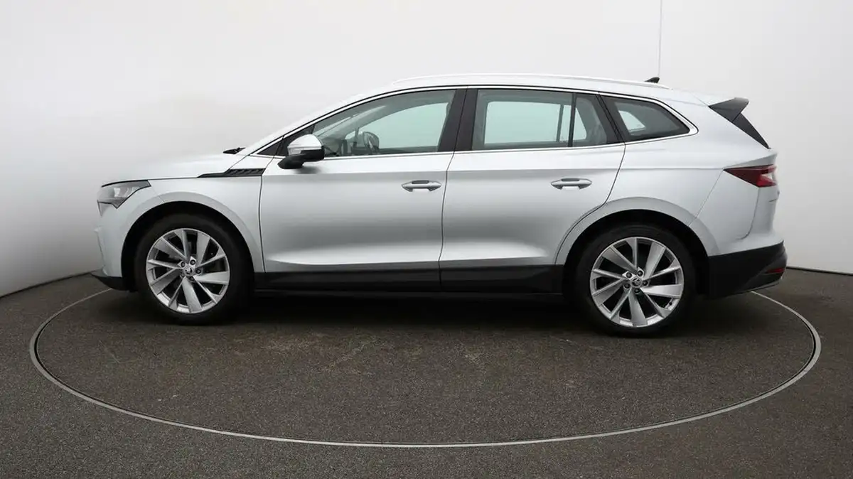 2021-skoda-enyaq-e-80-loft-82-kwh-big-56