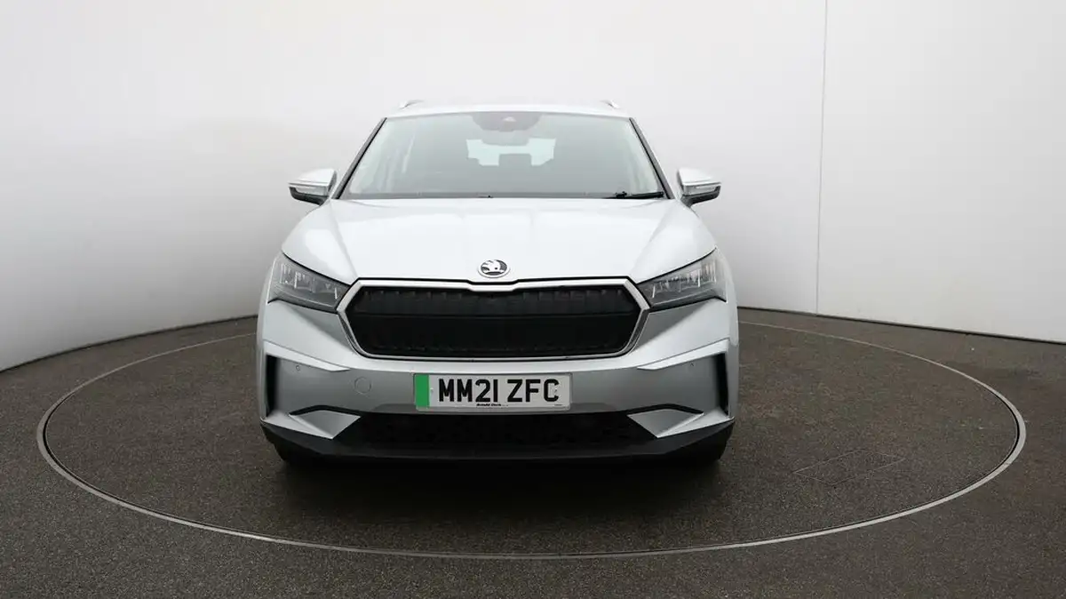2021-skoda-enyaq-e-80-loft-82-kwh-big-32