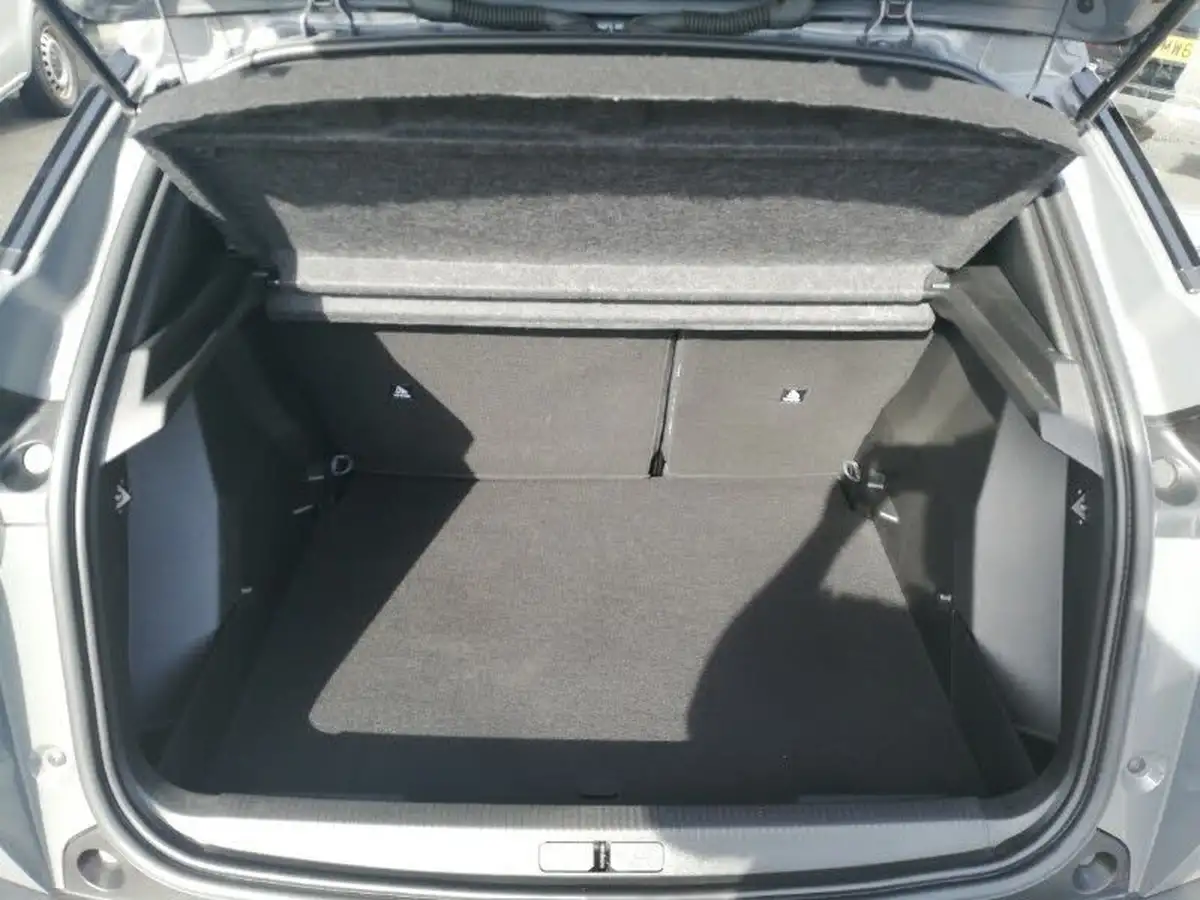 2024-peugeot-2008-suv-12-puretech-allure-130ps-big-7