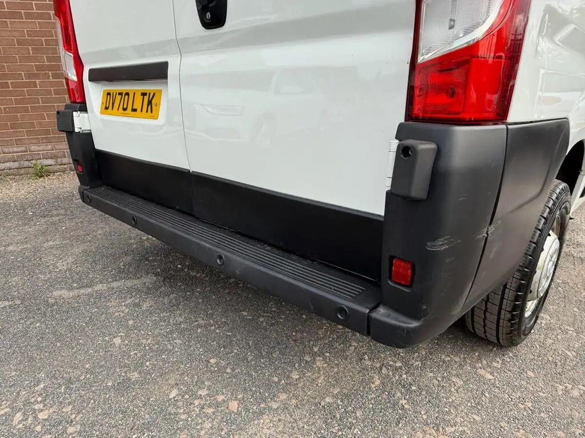 2020-citroen-relay-22bluehdi-35-l3h2-enterprise-panel-big-23