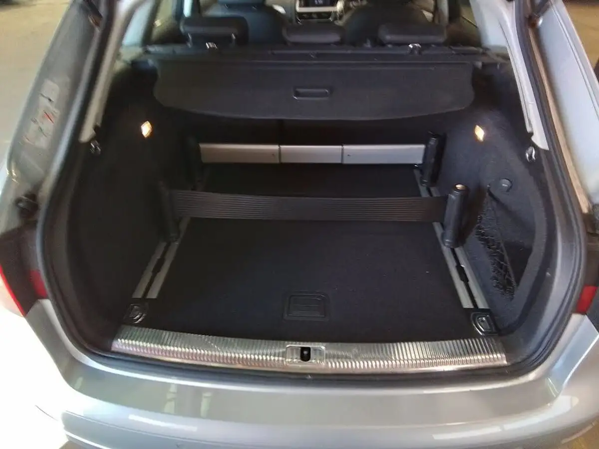 2015-audi-a4-allroad-20td-quattro-s-tronic-big-21