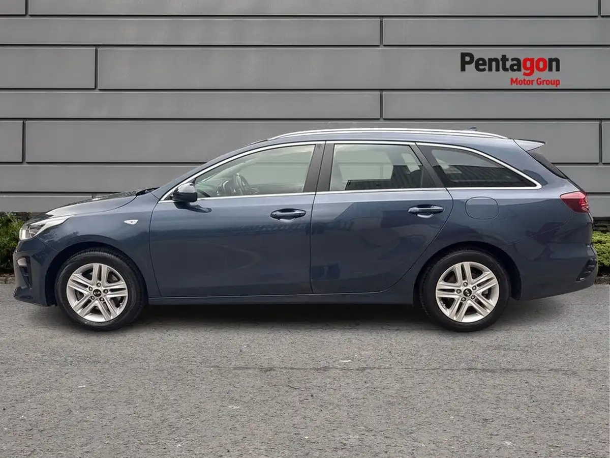 2019-kia-ceed-10-t-gdi-3-sportswagon-big-14