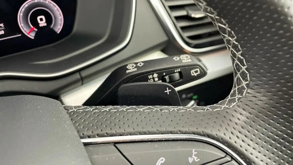 2023-audi-q5-20-45-tfsi-s-line-station-wagon-big-24