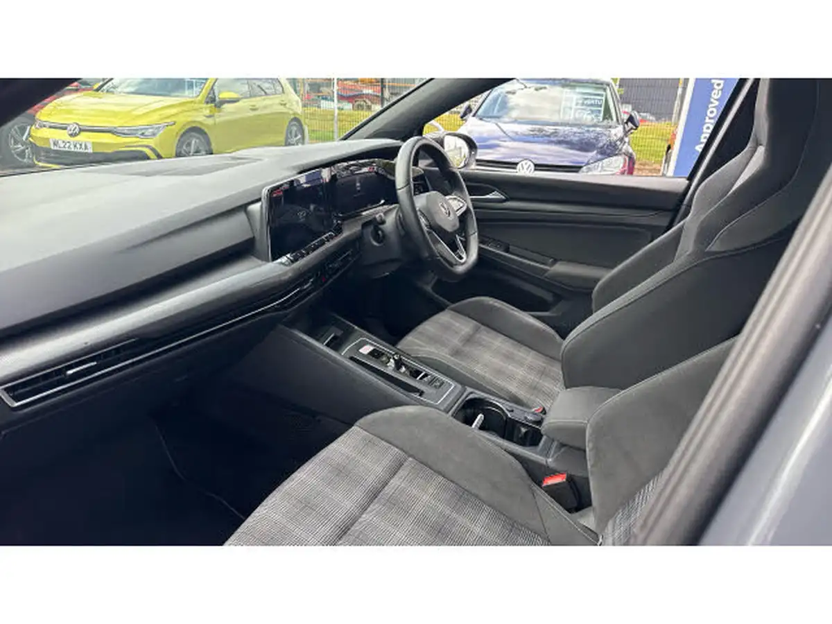 2022-volkswagen-golf-20tdi-gtd-big-1