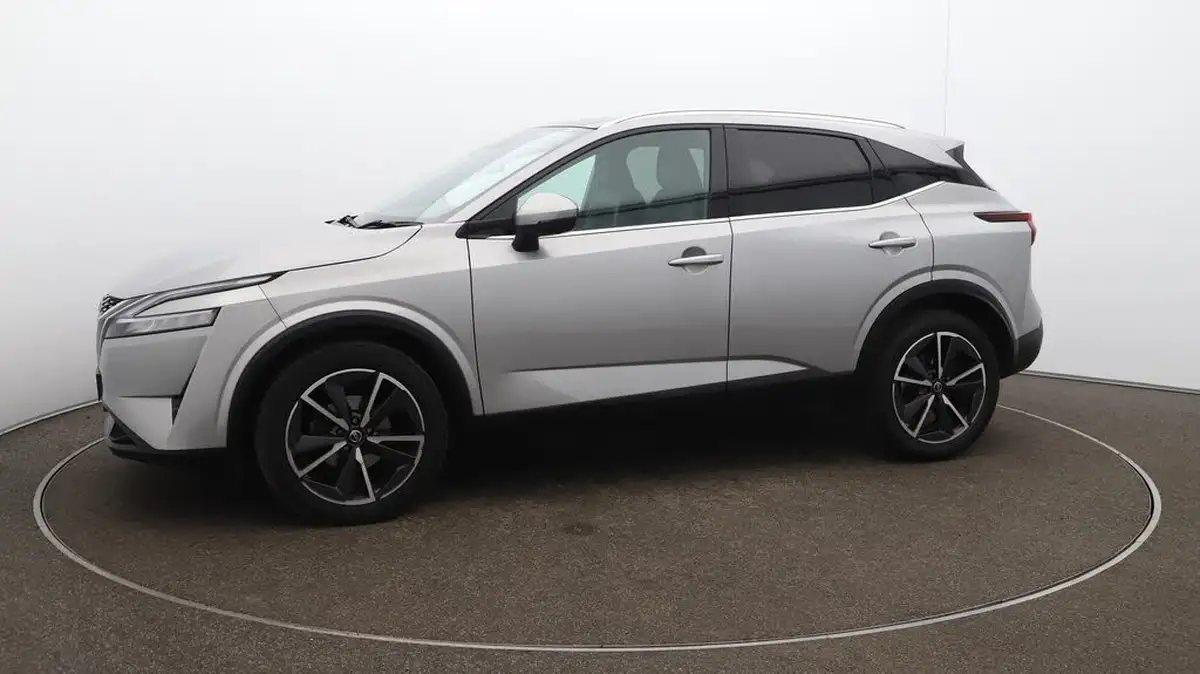 2022-nissan-qashqai-13-dig-t-tekna-158ps-big-57