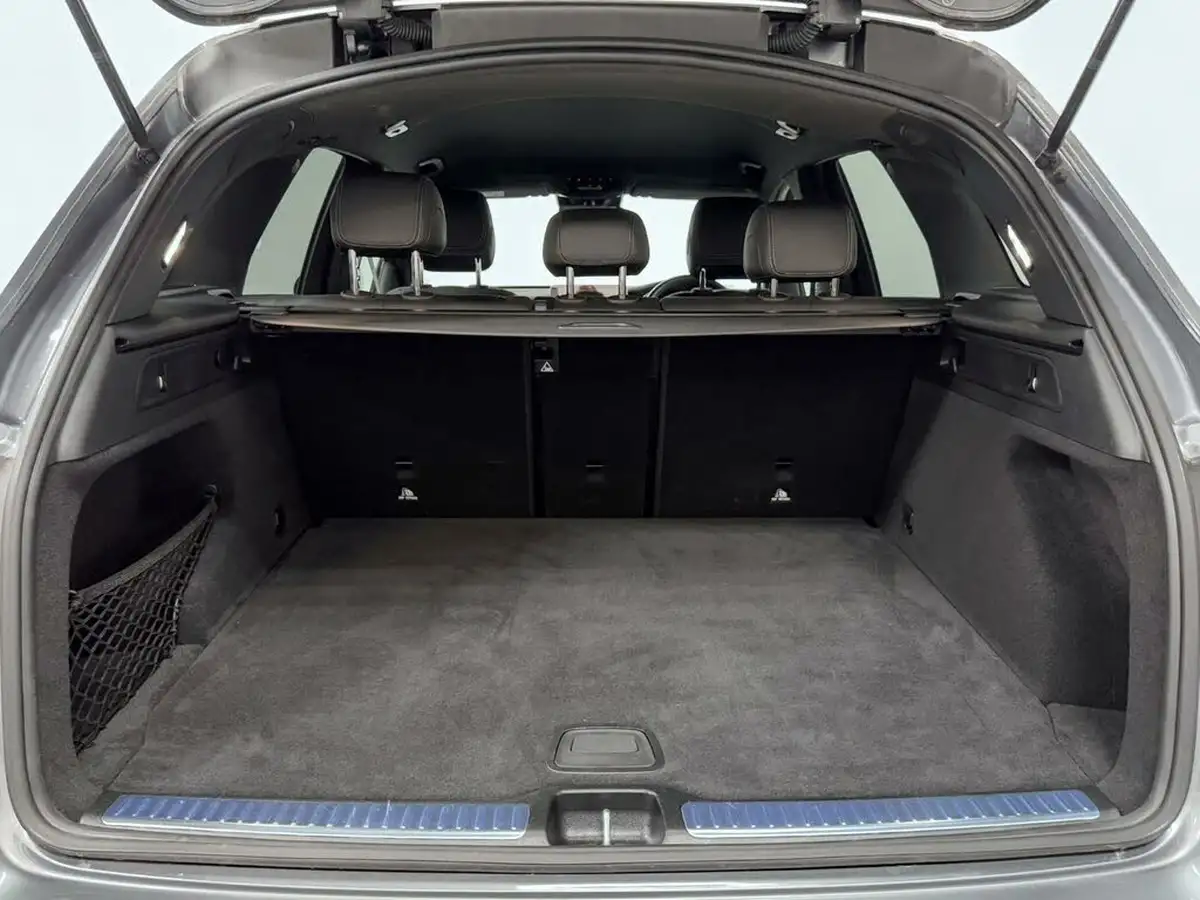 2022-mercedes-benz-glc-class-20-glc300-amg-line-premium-towing-station-wagon-5d-1991cc-big-7