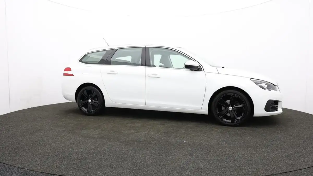 2018-peugeot-308-sw-15-bluehdi-allure-15-bluehdi-big-45