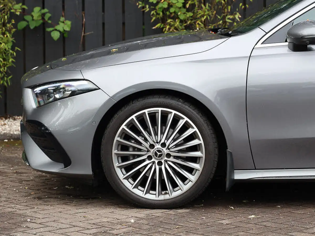 2023-mercedes-benz-a-class-big-19
