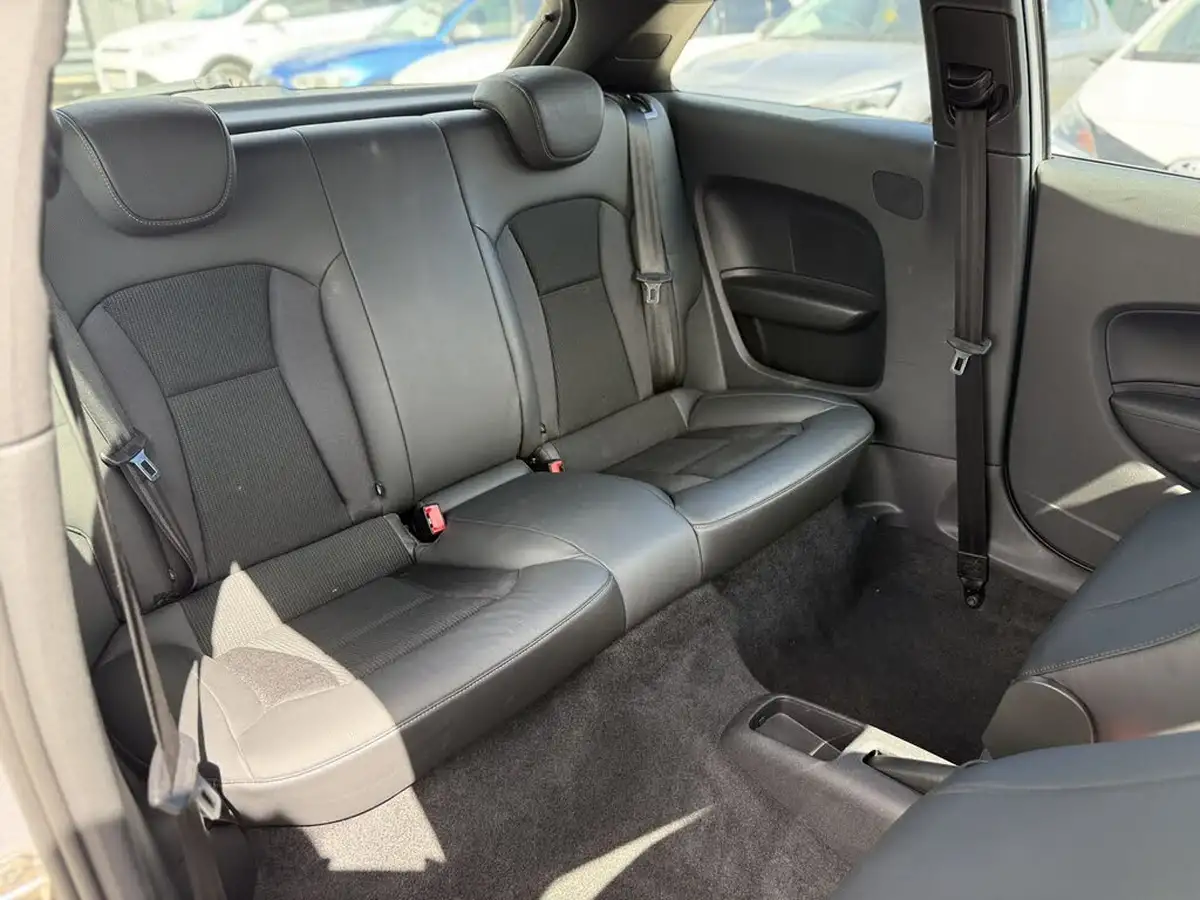 2015-audi-a1-16tdi-s-line-hatchback-3d-big-23