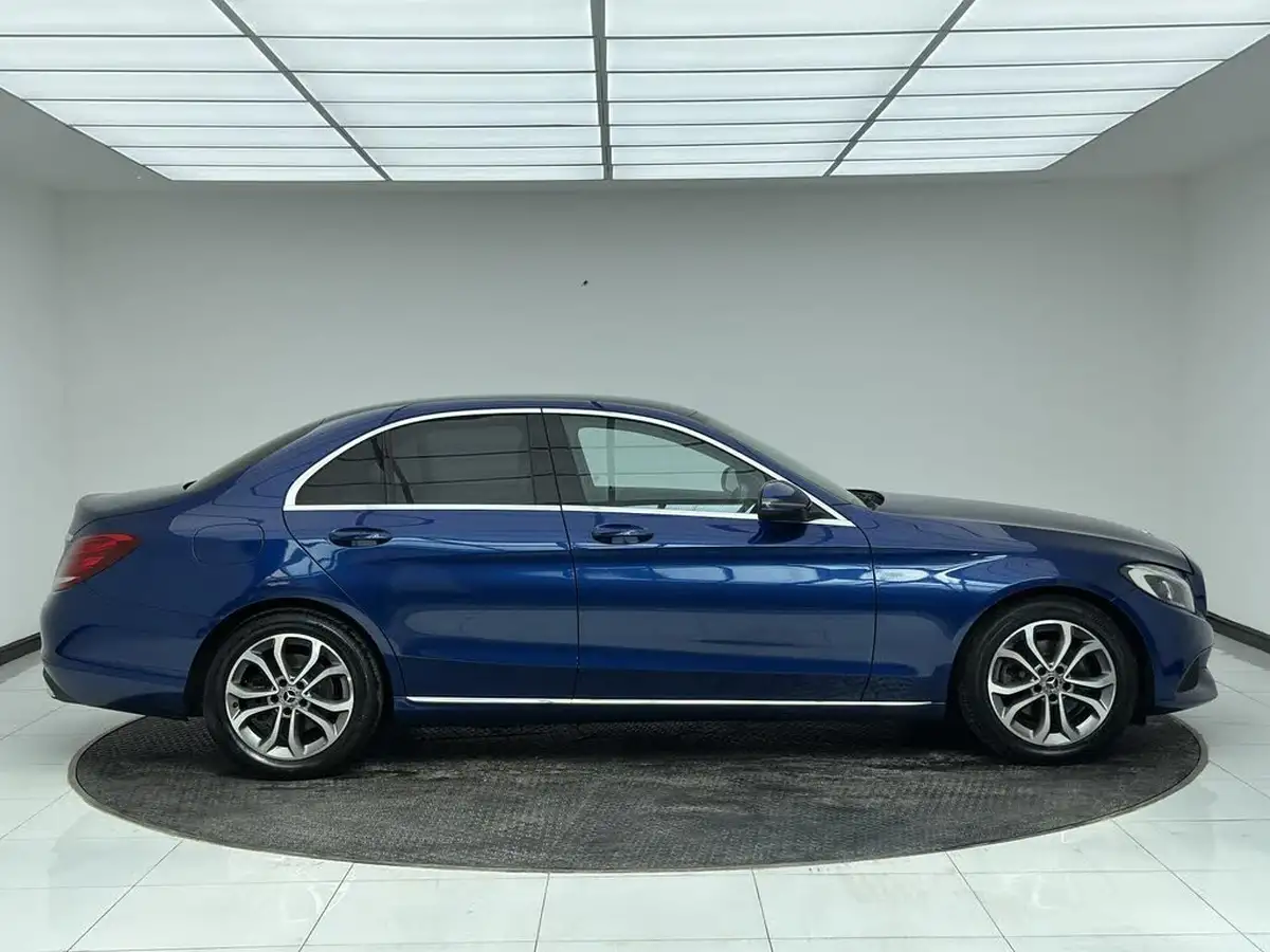 2017-mercedes-benz-c-class-20-c200-sport-ss-saloon-4d-9g-tronic-plus-big-7